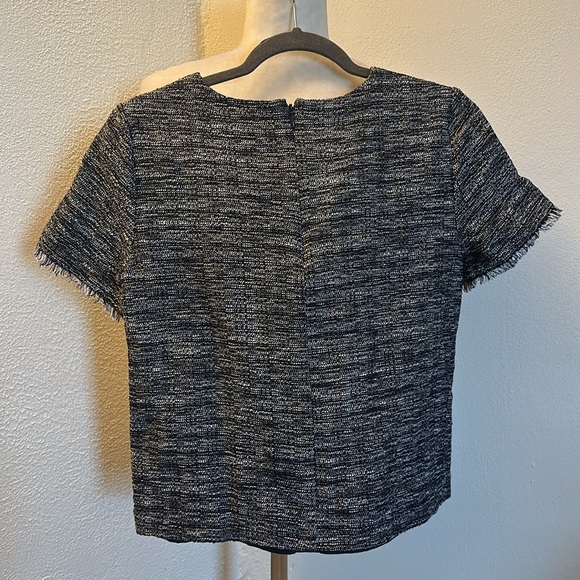 J Crew Women's Navy Blue White Tweed Top Short Sleeve
Size XS - Picture 5 of 10